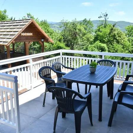 White House Villa *